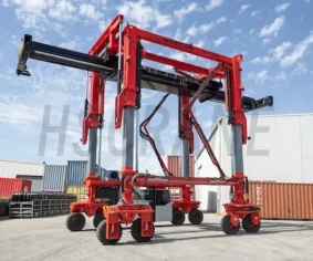 Контейнерный стэддл-карьер для портов